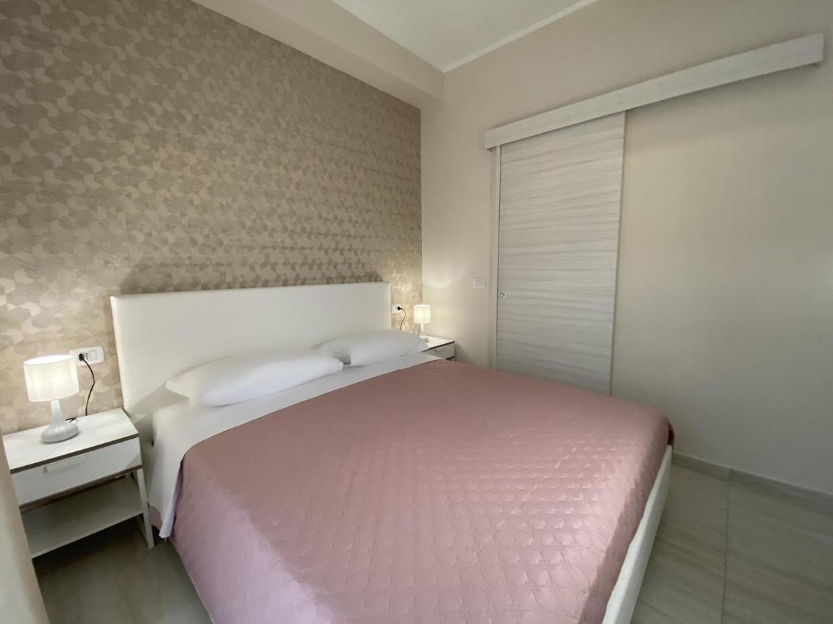 פומפיי B&B Enjoy Happyness מראה חיצוני תמונה