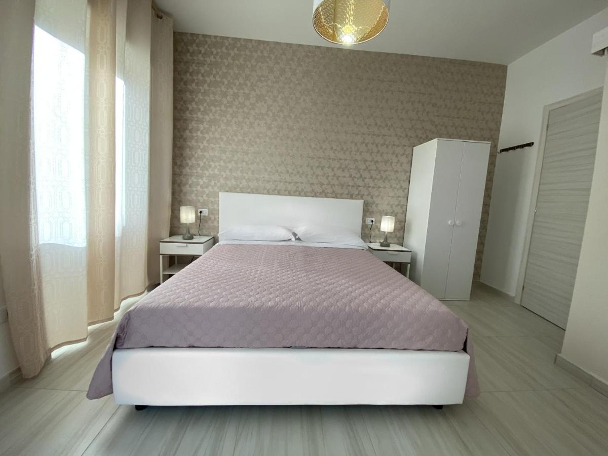 פומפיי B&B Enjoy Happyness מראה חיצוני תמונה